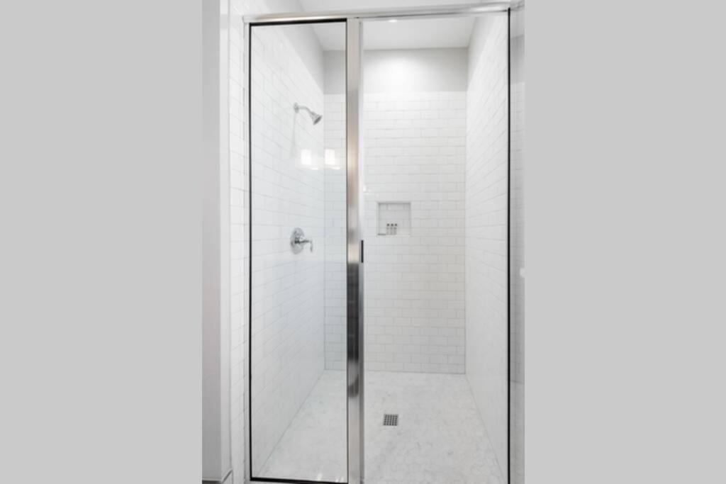 The Cooper Suite At 122 Spring تشارلستون المظهر الخارجي الصورة